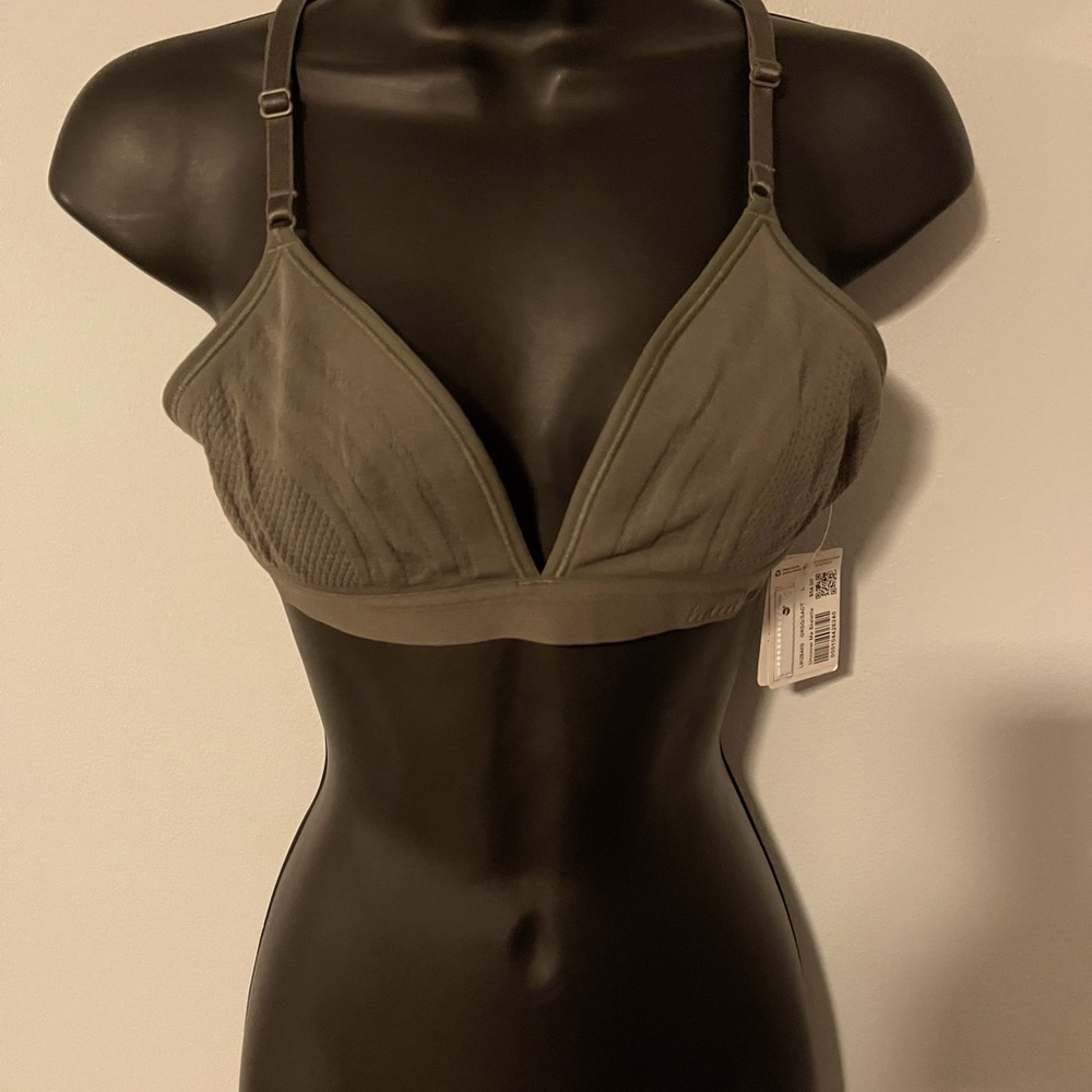 Lululemon Uncover Me Bralette in Large A/B cup